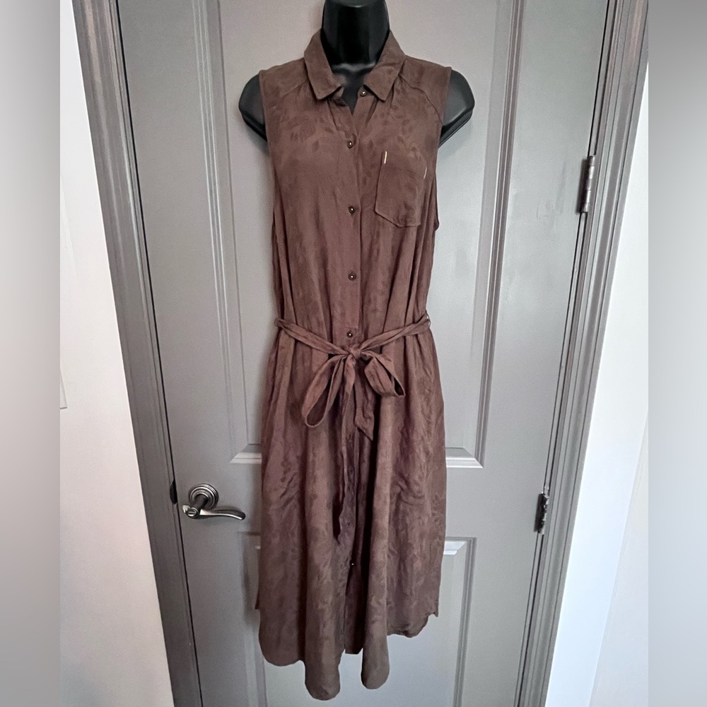 Anthropologie Moss Green Button Down Collared Dress with Belt size Medium